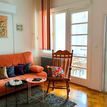 Trosoban Stan U Zenici Apartman Zenica Kültér fotó