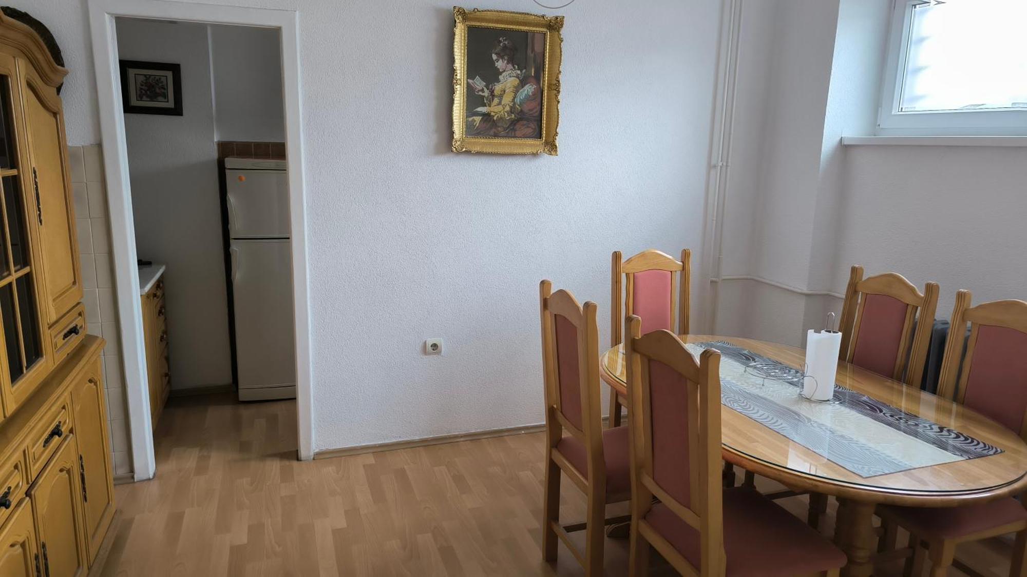Trosoban Stan U Zenici Apartman Zenica Kültér fotó